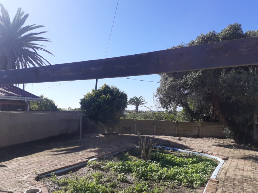 To Let 3 Bedroom Property for Rent in Kabeljauws Eastern Cape